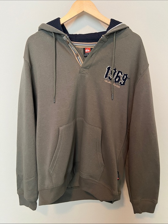 Quiksilver Other - Quiksilver Dusty Olive Hooded Pullover with '1969' Patch
